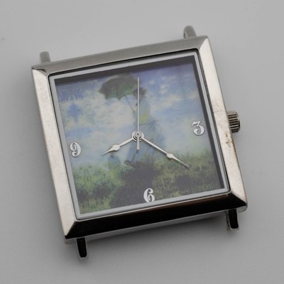 Museum Artifacts Historical Collection Quartz Analog Women's Watch New Battery