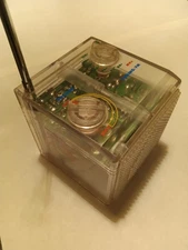 Mini Radio - Cube - ADDEX - Pubblicità Montabert Fabrique France