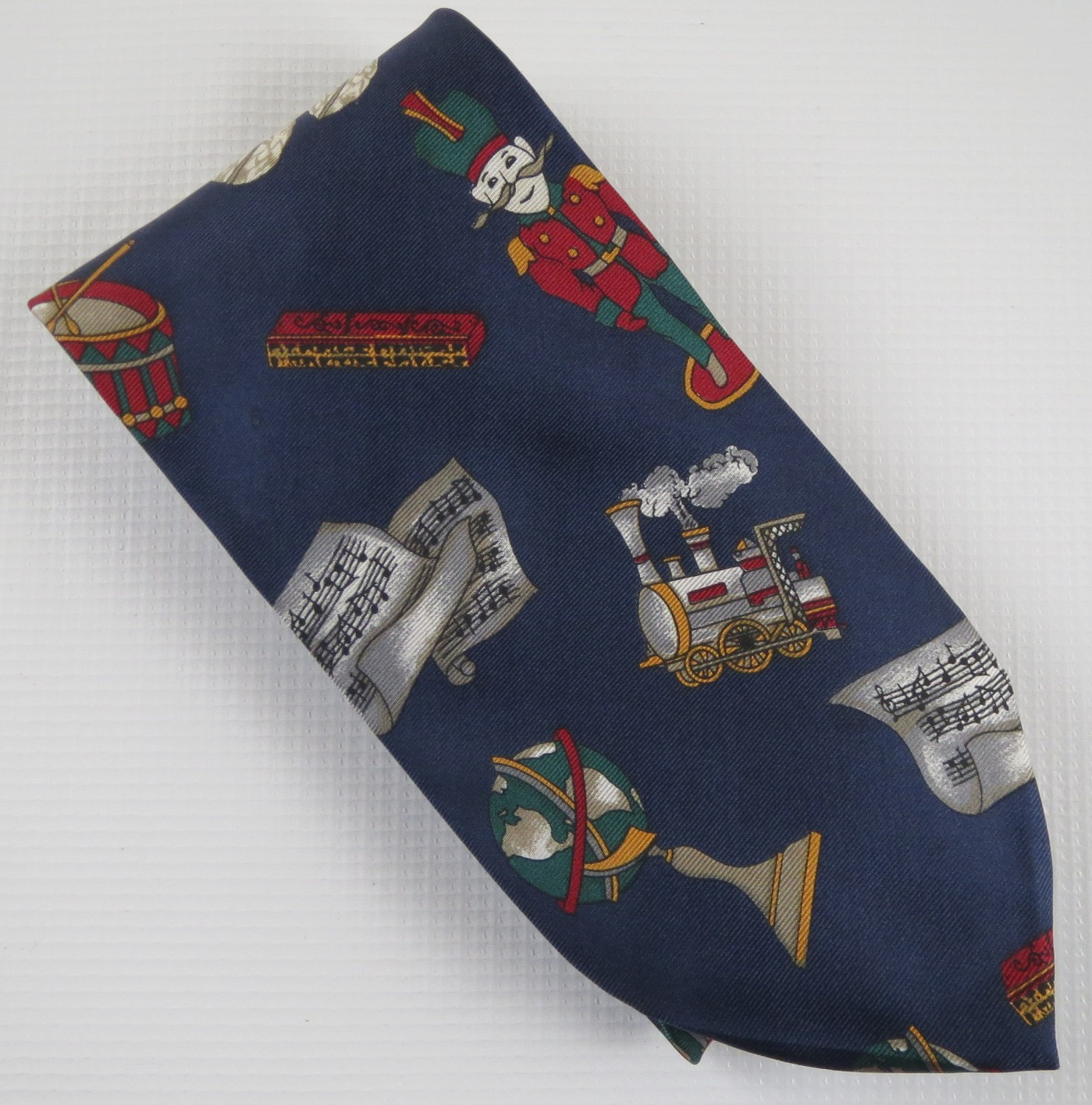 Men's Van Heusen Christmas Tie Toy Soldier Nutcracker Train Music Notes Holiday