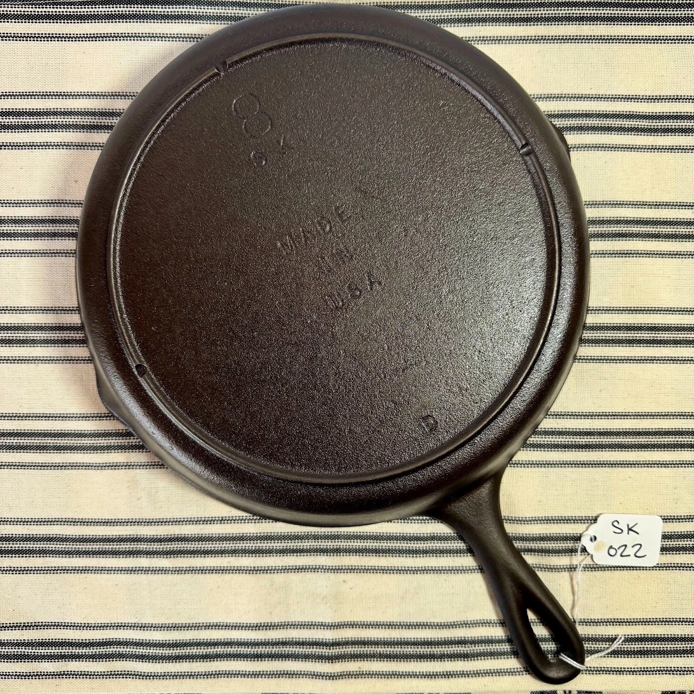 Lodge 3-Notch Cast Iron Skillet No. 8 SK D Made in USA