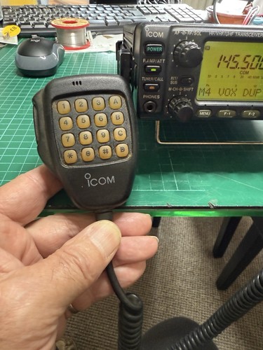 ICOM IC-706 MKIIG All Mode Transceiver HF/VHF/UHF 100W/50W/20W Lovely condition - Zdjęcie 15 z 19