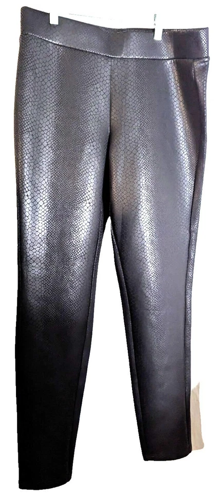 Attention women's L black lizard design pant 32/29 preowned - Image 2 of 4