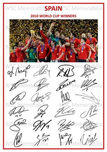 12702. Spain World Cup 2010 Signed Team Picture Sheet (PRINTED AUTOS A4) Winners