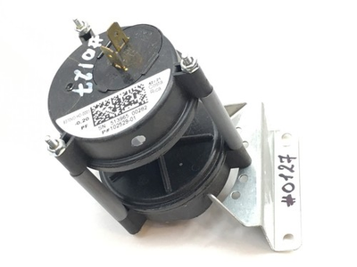 #ad MPL 9370VO HD 0001 Furnace Air Pressure Switch 102529 01 0.40 0.20PF used O127 $29.00
