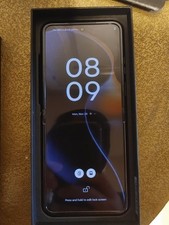 Motorola RAZR 2025 5G  XT2553 256GB GSM - Unlocked Verizon Boot Screen - 10/10