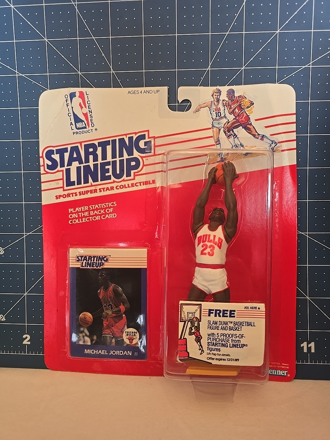💥1988 Starting Lineup Michael Jordan Superstar Action Figure
