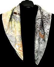 26"x26"Grey Forest Castle Print Pure Mulberry Twill Silk14momme Scarf65x65cm5-18