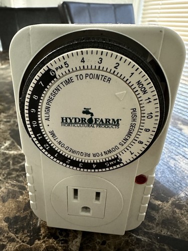 HydroFarm Timer Outlet TM01015 - Picture 4 of 5