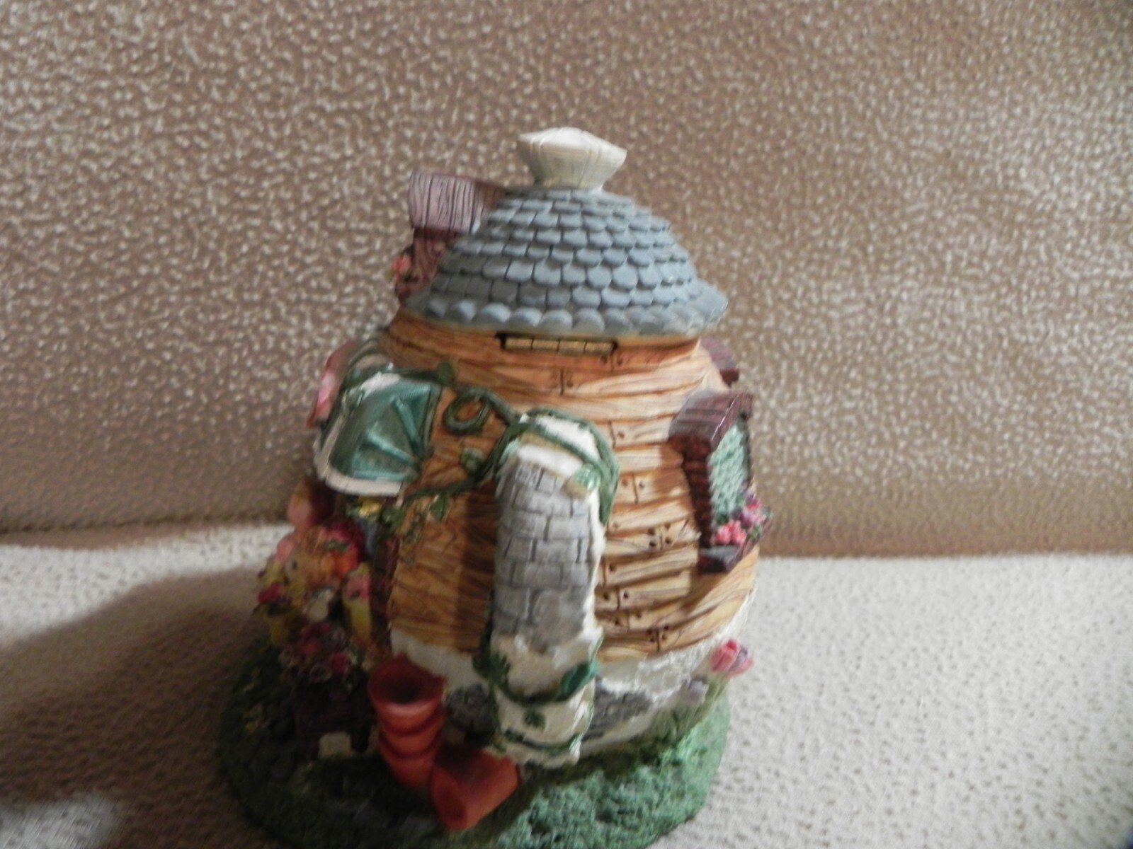 Picture 2 of 9