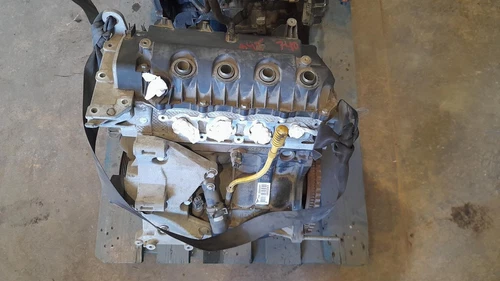 D4F740 Motor Completo para RENAULT CLIO III Style 597312 - Imagen 1 de 2