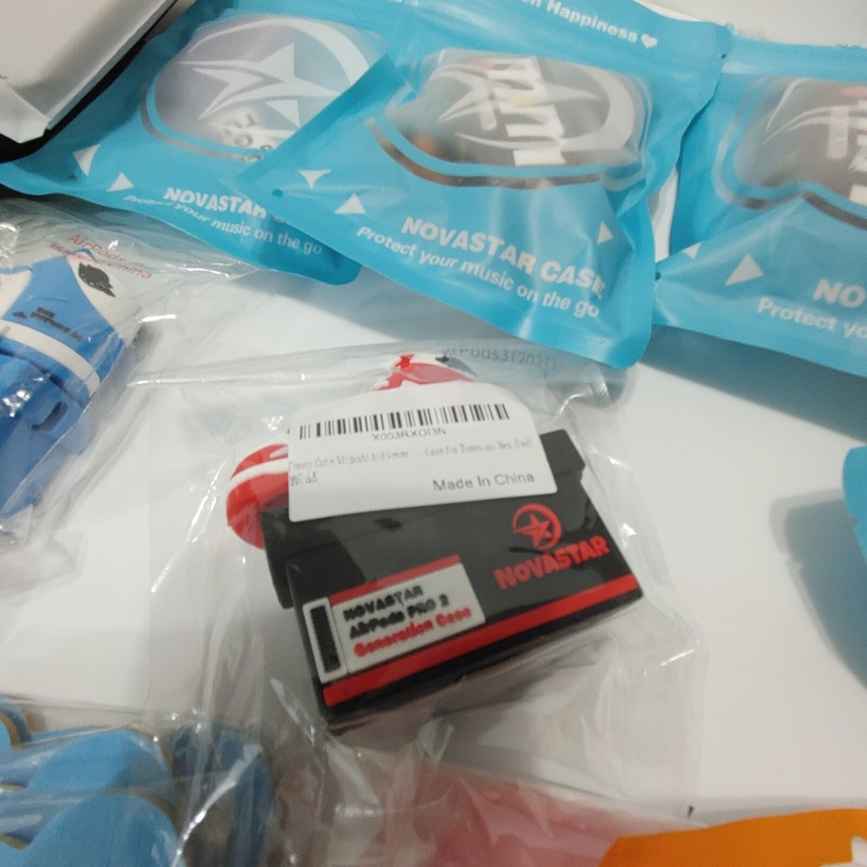 Wholesale Lot Small Store Inventory Cellphone / Headphone Cases