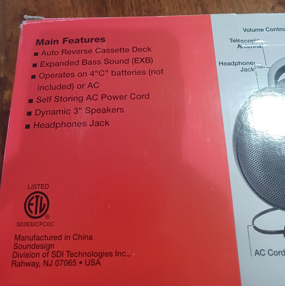 New 1980s SOUND DESIGN COLOR TUNES BOOMBOX VINTAGE AM FM RADIO