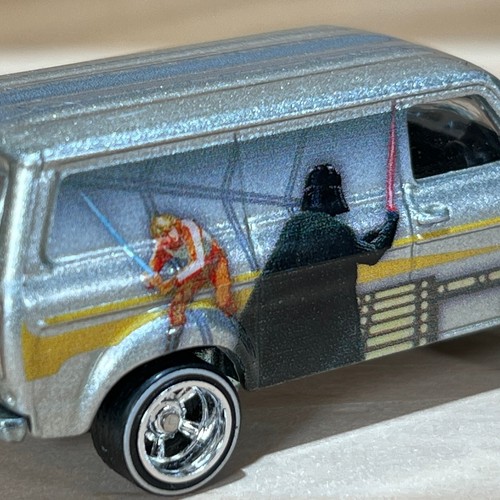 Hot Wheels Star Wars Ralph McQuarrie Concept Art Ford Transit 1:64 Diecast Van - Picture 6 of 9