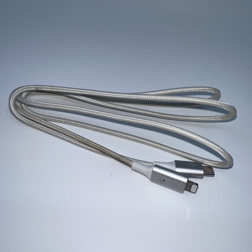 Belkin Smart LED Fast Charging IPhone USB Cable - Picture 2 of 5