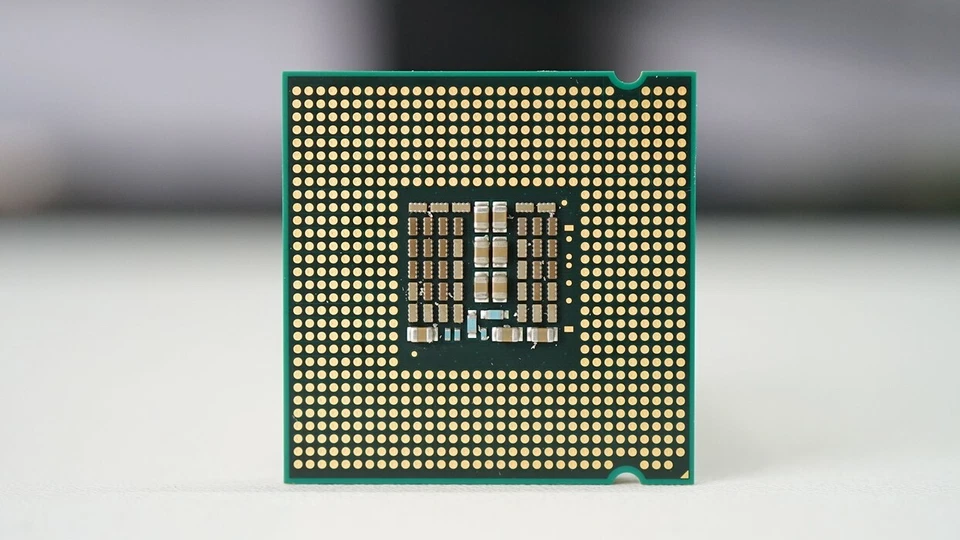 Intel Core 2 Quad Q9505 SLGYY 2.83GHz Quad-Core LGA 775/Socket T Processor CPU - Image 2 of 2