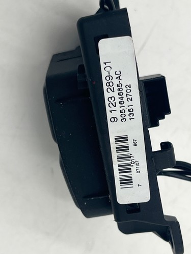 ๐ 06-13 BMW 335i 330i 328i Steering Wheel Multifunction Switch SET 9123289 - Picture 4 of 6
