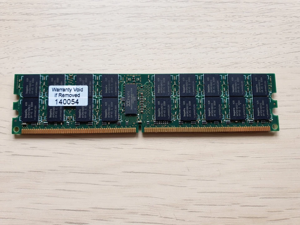 Hynix HYMP151P72CP4-Y5 AB-C 031, 371-384 4GB 2Rx4 PC2-5300P Memory for Servers - Image 2 of 2