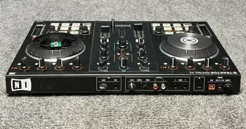 Native Instruments Traktor Kontrol S2 MK2 2-Channel DJ Controller in Black Color