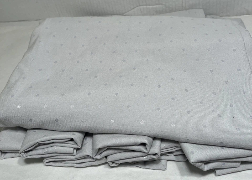 Kate Spade New York Larabee Dot Gray/Silver 9 Piece Tablecloth Napkins Set - Image 4 of 4