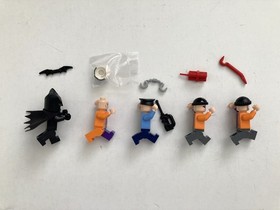 LEGO Super Heroes 6864 Batmobile and the Two-face Chase Minifigure Lot