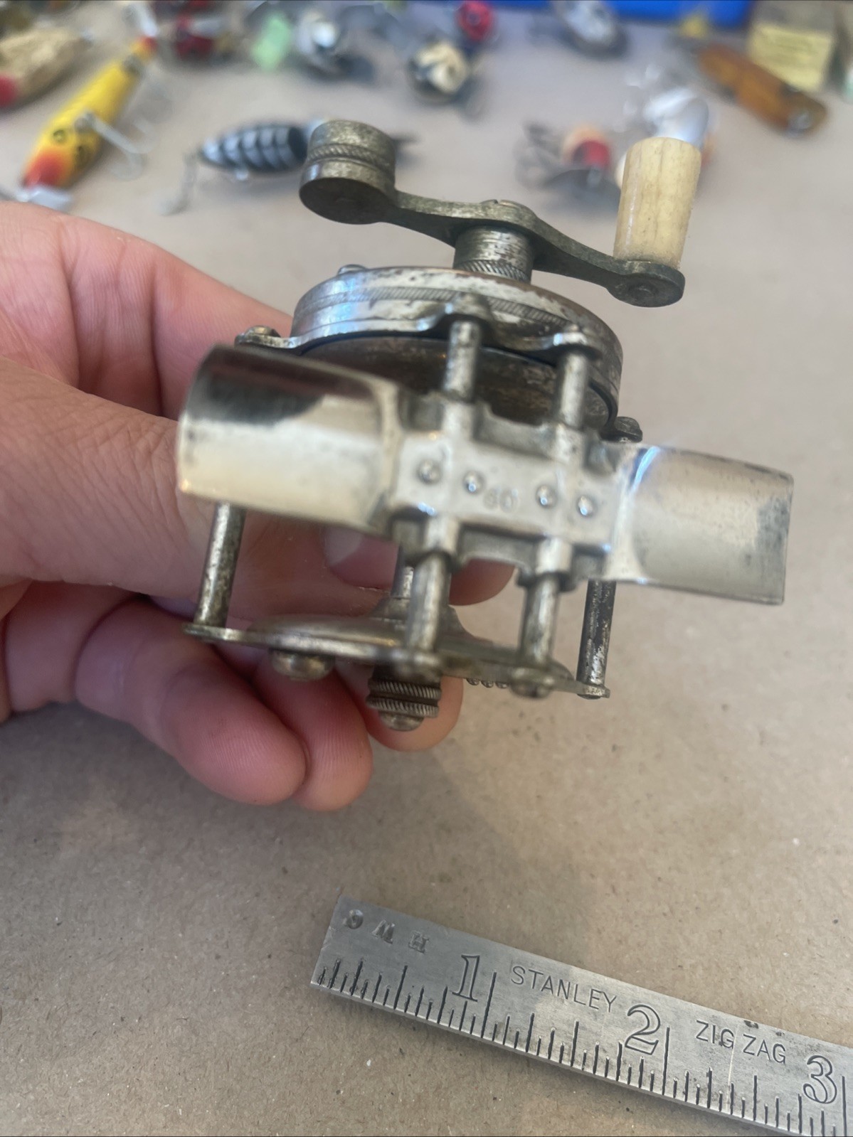 Vintage Hendryx 60 Reel Pillar Style White Handle