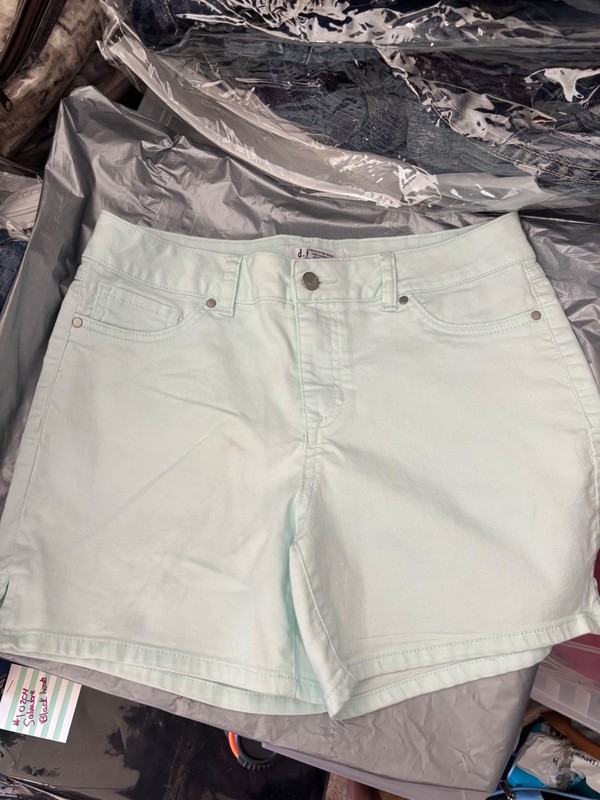 D.jeans size 10 woman cotton light blue shorts
