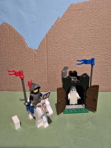 LEGO Castle 6034 Black Monarch’s Ghost 100% Complete w/ Instructions