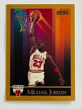 1990-91 SkyBox Michael Jordan #41 Base Chicago Bulls HOF GOAT **FREE SHIPPING**