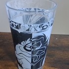 Warner Bros. 1999 Looney Tunes Bugs Bunny & Taz 16oz Glass Cup — photo 1