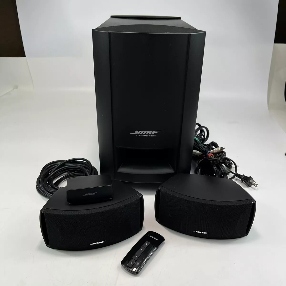 Bose CineMate Series II Digital Home Theater Speaker System +Int. Module  Remote