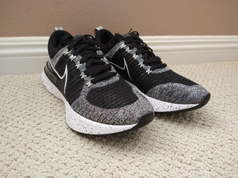 Nike React Infinity Run Flyknit 2 Black Size 10 CT2357-101