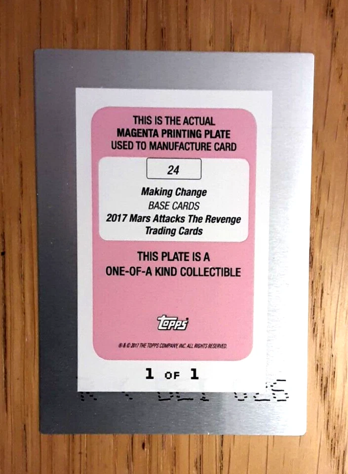 Mars attacks 2017 MAGENTA printing plate card 24 MAKING CHANGE - Image 2 of 2