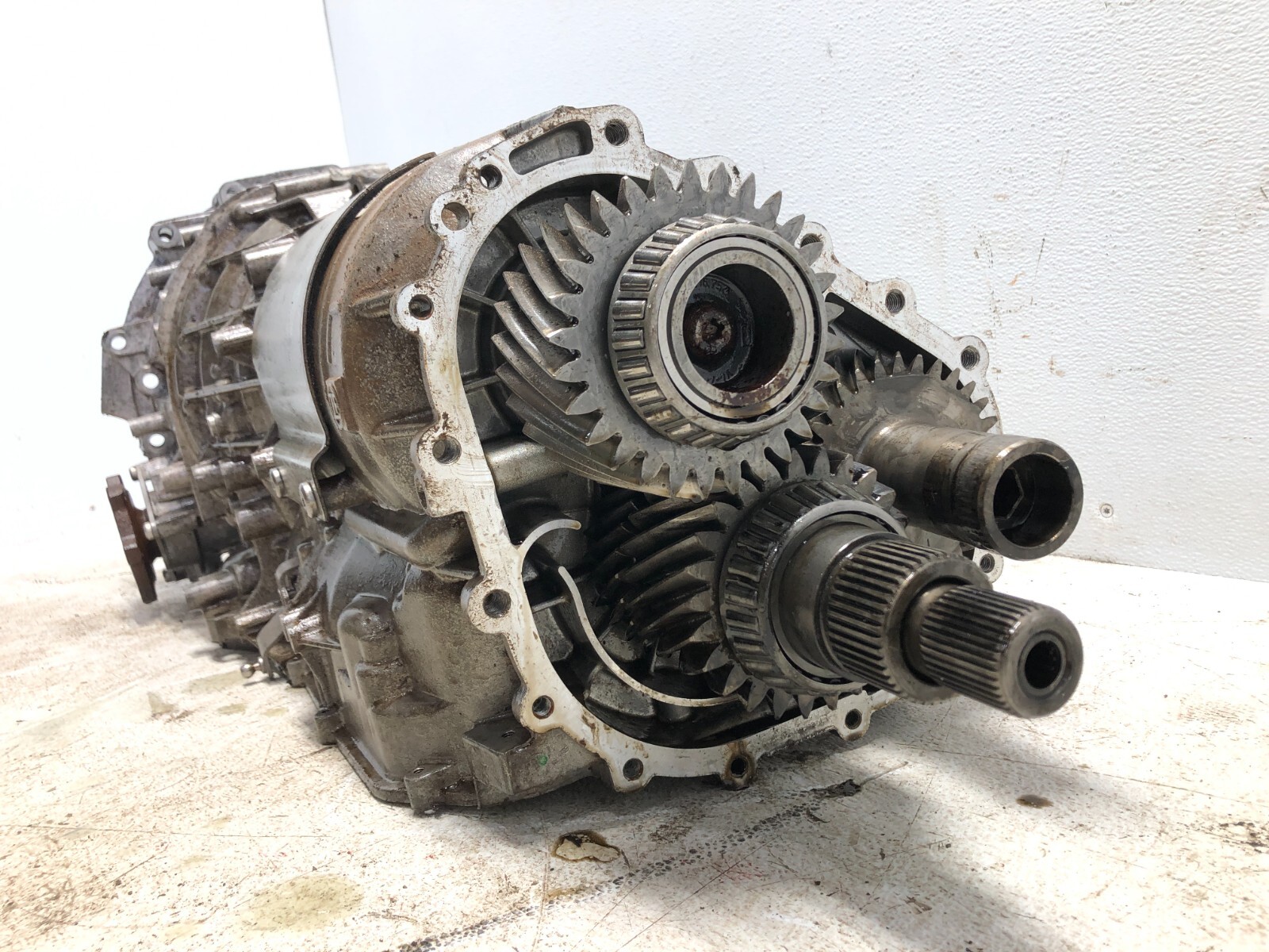 2014-2018 BENTLEY FLYING SPUR V8 AWD TRANSMISSION GEARBOX #FOR PARTS ONLY.