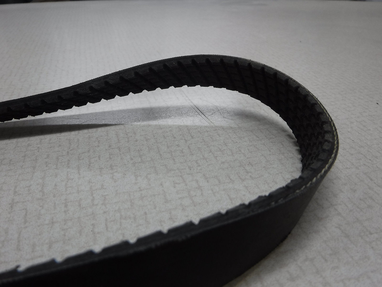 Goodyear Gatorback Serpentine Belt 4050345 5PK875 Auto Parts Car Truck