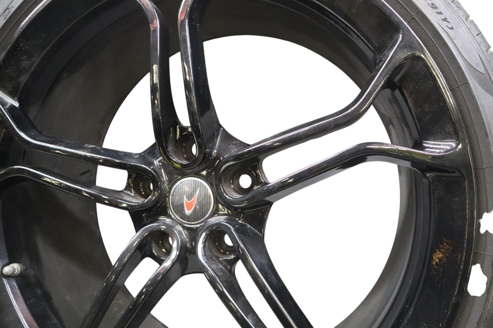 12-16 McLaren MP4-12C Front Lightweight Wheel Rim 19x8.5 W/ Tire 235/35ZR19 Oem
