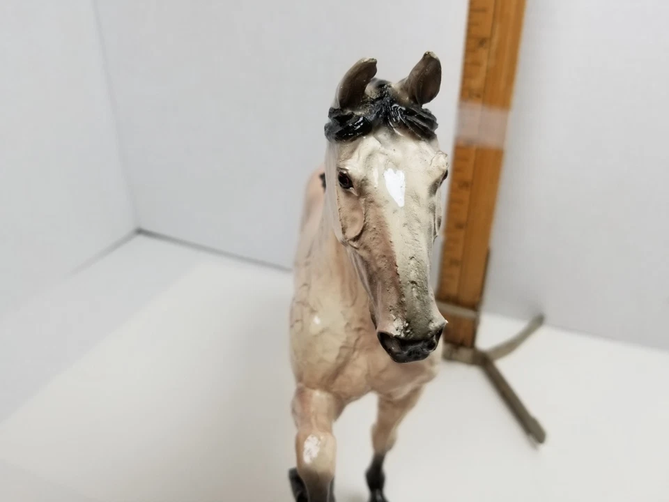 Black Horse Ranch Collection - Saddlebred Rose Grey - Resin/Porcelain - Image 3 of 4