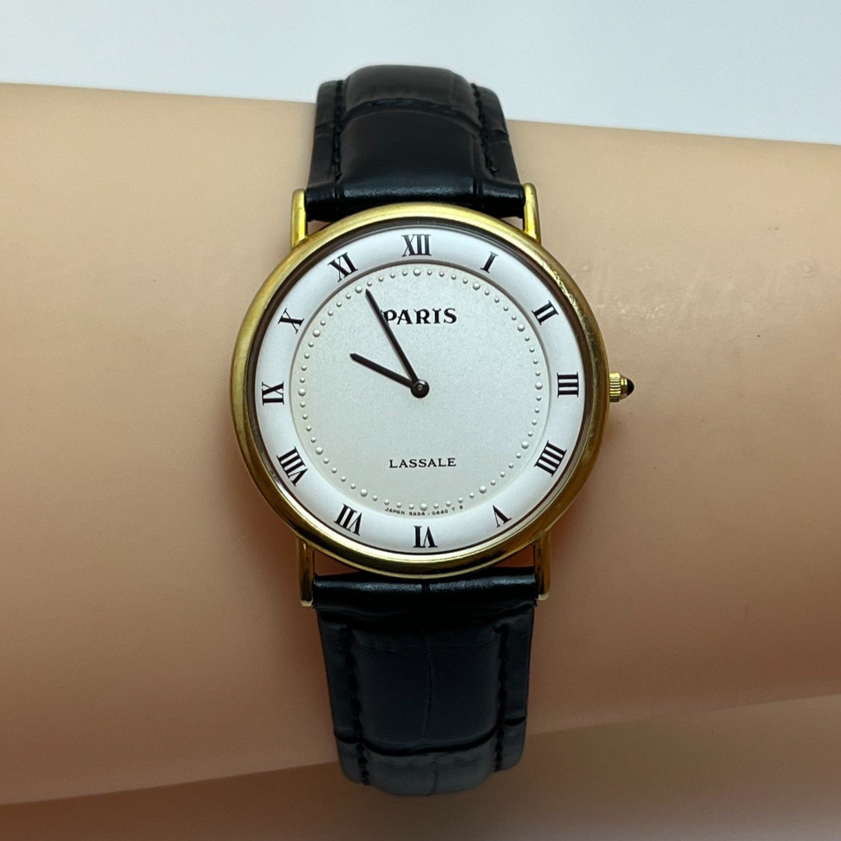 Vintage Lassale Anniversary 5A54-011E30th Japan#304B Watch White Qz PARIS Seiko - vintagewatches.pk