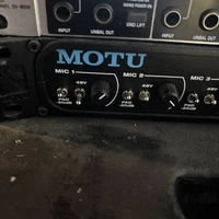 MOTU 8pre Audio Interface with 8 Mic Inputs TESTED FOR POWER
