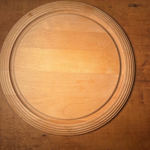 Round Birch Cutting Board For Cheese/Fruit 11-1/2” Grooved Signed ‘mse’ - Picture 4 of 7
