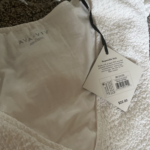 Women’s 3x Ave And Viv Off White Top Ruffle Sleeves - Picture 3 of 3