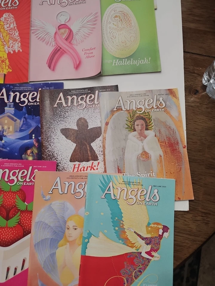 Lot 20 Angels on Earth Guideposts Magazine Small Book of Angels 2016-2024 - Image 4 of 4