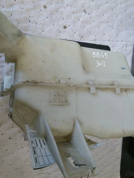 Depósito de lavado de Ford Explorer 2000 4634286 Foto 2 de 4