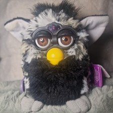 Original Furby 1998 Hasbro Husky schwarz grau wei&szlig; Vintage funktioniert Selten
