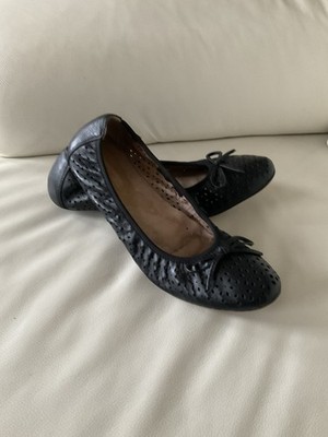 Leather flexible ballet perforated breathable ballet flats size 8.5 or EU 39