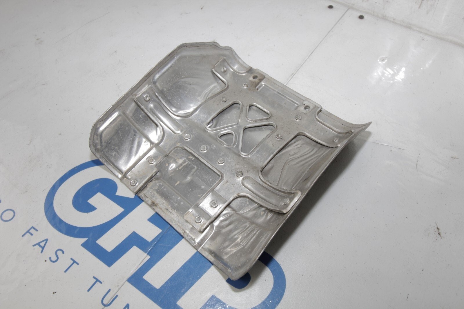 Audi R8 2008-2013 Heat shield Silver