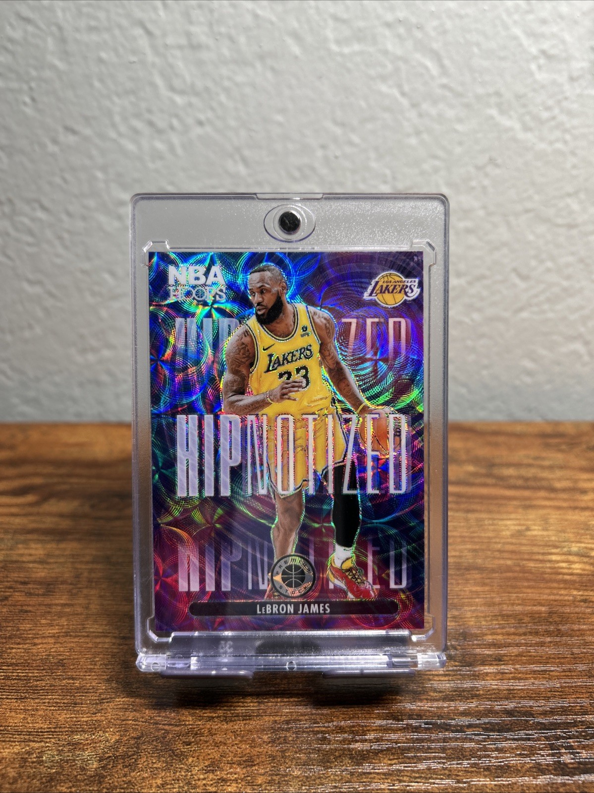 2023-24 Panini Nba Hoops Premium Stock - Hipnotized LeBron James #8