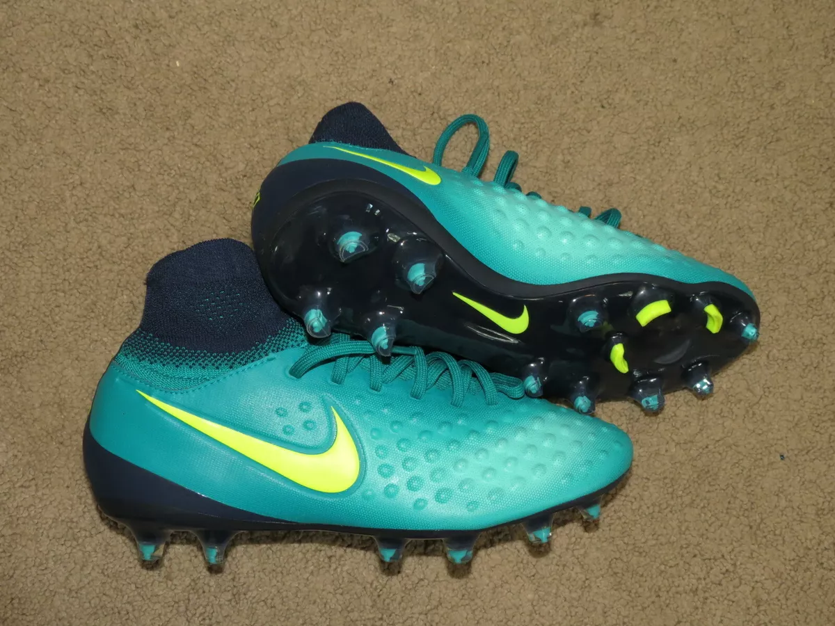 Youth nike magista store soccer cleats