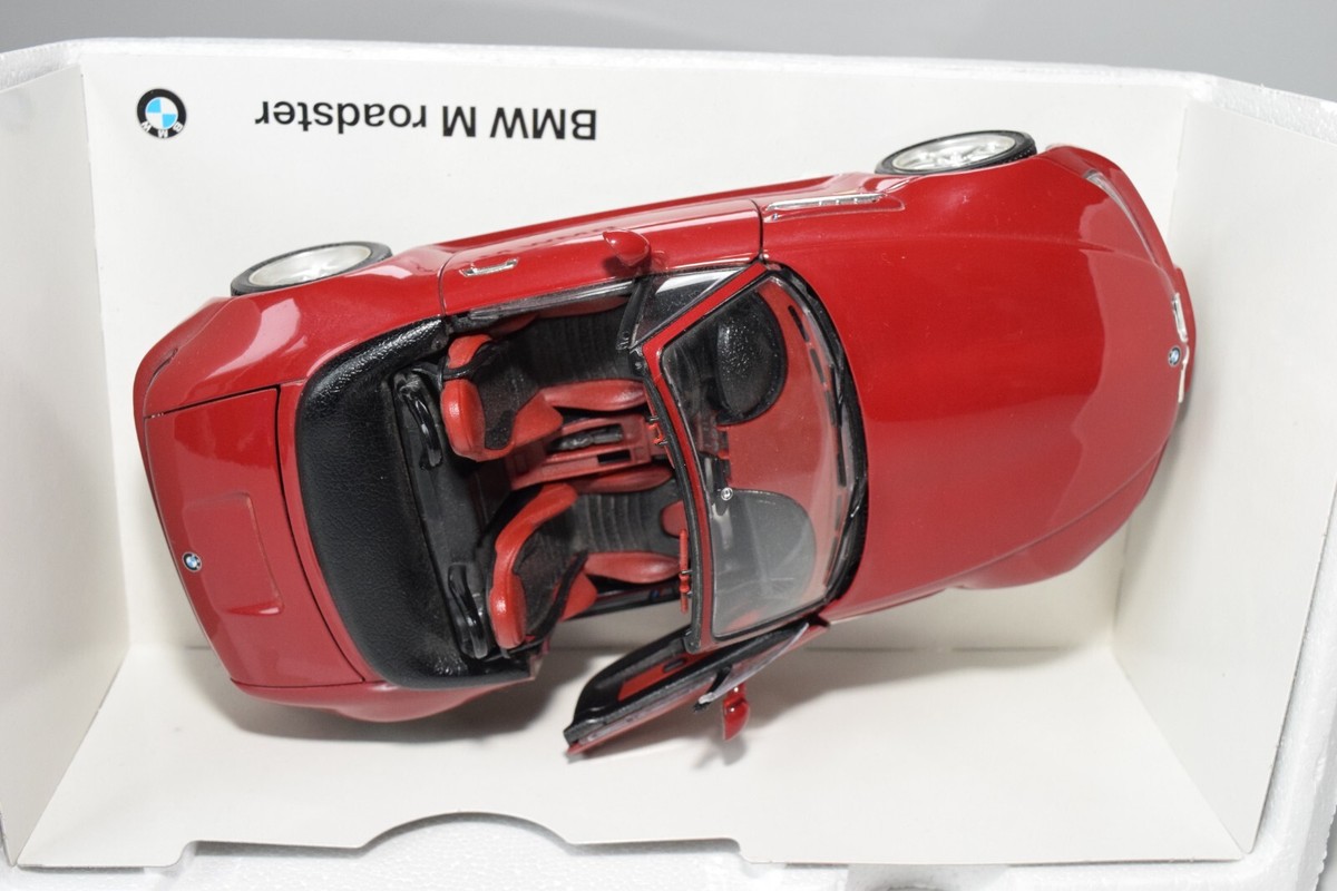 A93 1:18 BBURAGO BURAGO BMW Z3 M ROADSTER MAROON DEALER BOX A93 1:18 BBURAGO BURAGO BMW Z3 M ROADSTER MAROON DEALER BOX