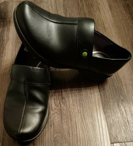 dansko work wonders shoes