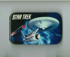 STAR TREK ENTERPRISE PIN 2 3/4" x 1 3/4" (Paramount Pictures, 1991)